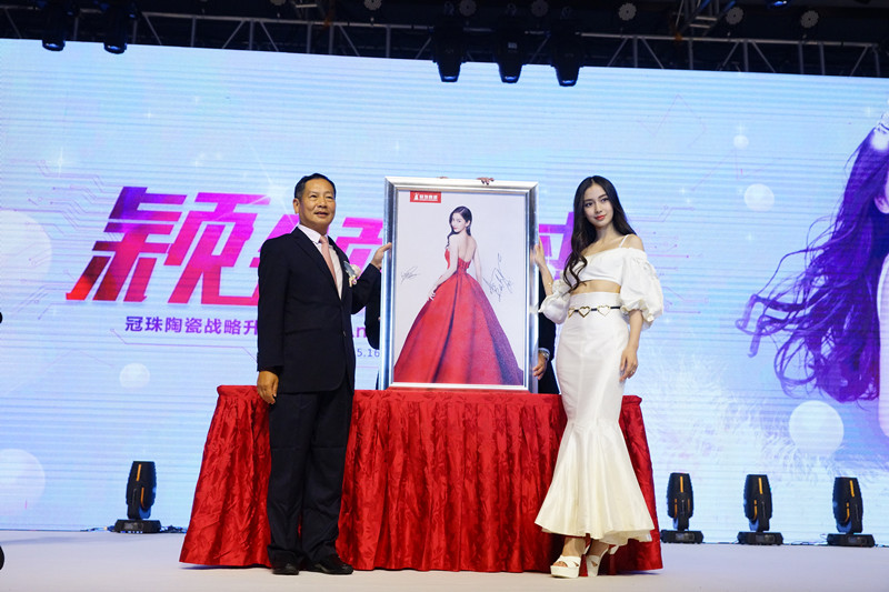  ���u��������Ů����������Ҫ�[�Ę���23�d������e������Ʒ�Ƒ�(zh��n)������ȫ���_��